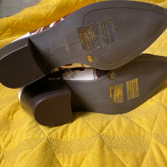 INC point toe mid calf- calf boots - Picture 5 of 5